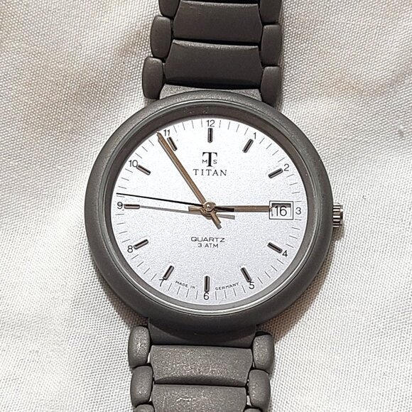 Men's Vintage Titan MTS 3ATM German Quartz Wrist Watch - Picture 1 of 12